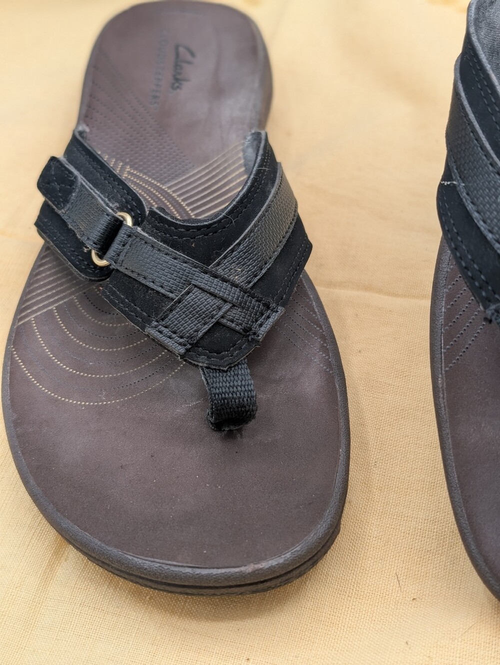 Clarks Comfort Walking Sandals Black Adjustable Strap Cushion Cloudsteppers 8 - Picture 5 of 11